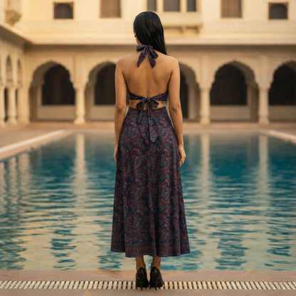 Women Paisley Print Halter Neck Maxi Dress with Tie-Back & Cut-Out Waist – Resort Wear